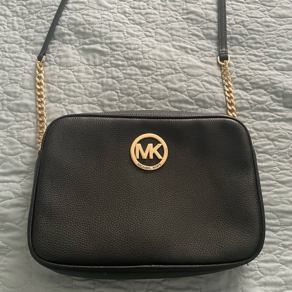 Black Michael Kors Crossbody Bag